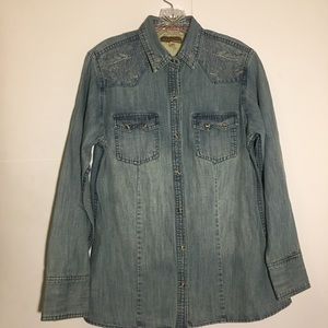 4/$20 Madison creek denim shirt cowboy style Sz M